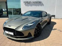 Grau Neu 2025 Aston Martin DB12 Coupé | 299.900 €