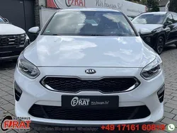 (hw2) deluxeweiss met. Gebraucht 2021 Kia Ceed Vision Limousine | 18.900 € (Guter Preis)