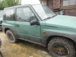 Grün Gebraucht 1998 Suzuki Vitara SUV | 850 €