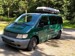 Grün Gebraucht 2001 Mercedes Vito Van / Kleinbus | 3.499 €