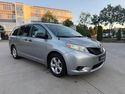 Silber Gebraucht 2013 Toyota Sienna Van / Kleinbus | 8.500 €