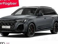 Grau Neu 2025 Audi SQ7 Ambiente SUV | 128.980 € (Etwas zu teuer)