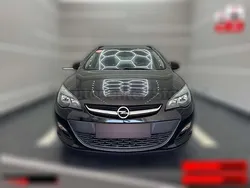Schwarz metallic Gebraucht 2015 Opel Astra Selection | 9.570 € (Guter Preis)