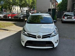 Weiß Gebraucht 2014 Toyota Verso Comfort Van / Kleinbus | 9.900 € (Guter Preis)