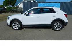 Gletscherweissmet (metallic) Gebraucht 2023 Audi Q2 SUV | 21.690 € (Guter Preis)