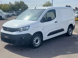 Weiß Gebraucht 2021 Peugeot Partner Van / Kleinbus | 7.999 € (Superpreis)