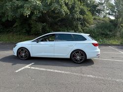 Weiß Gebraucht 2017 Cupra Leon Kombi | 17.500 € (Fairer Preis)