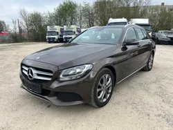 Braun Gebraucht 2017 Mercedes C220 Avantgarde Kombi | 11.900 € (Guter Preis)