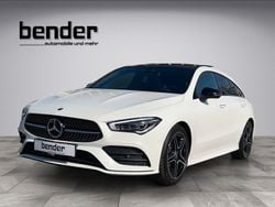 Weiß Gebraucht 2023 Mercedes CLA200 Shooting Brake AMG Kombi | 34.900 € (Fairer Preis)