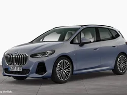 Grau Gebraucht 2022 BMW 220 Active Tourer Luxury Line Van / Kleinbus | 26.906 € (Fairer Preis)