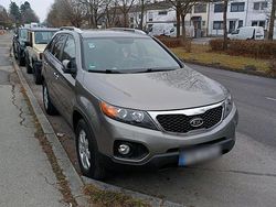 Grau Gebraucht 2012 Kia Sorento SUV | 8.400 €