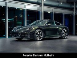 Gruen Neu 2025 Porsche 911 Carrera 4S Coupé | 208.352 € (Teuer)