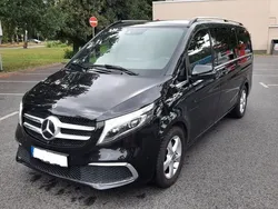 Schwarz Gebraucht 2019 Mercedes V300 Exclusive Van / Kleinbus | 39.990 €