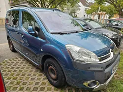 Blau Gebraucht 2013 Citroën Berlingo XTR Van / Kleinbus | 7.900 € (Fairer Preis)