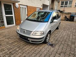 Reflexsilber Gebraucht 2008 VW Sharan United Van / Kleinbus | 8.500 €