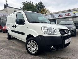 Weiß Gebraucht 2009 Fiat Doblò Van / Kleinbus | 4.999 € (Teuer)