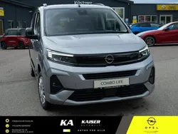 Grau Gebraucht 2024 Opel Combo Life XL Van / Kleinbus | 34.365 € (Teuer)
