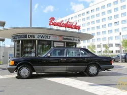 Mercedes 560