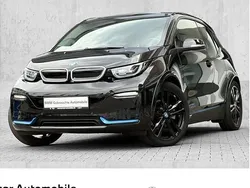 Schwarz Gebraucht 2022 BMW i3 Comfort Edition Kleinwagen | 22.790 € (Fairer Preis)