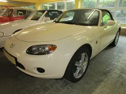 Weiss Gebraucht 2007 Mazda MX5 Energy Cabrio | 11.985 € (Teuer)