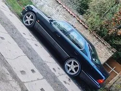 Grün Gebraucht 1998 Lexus LS400 Limousine | 5.300 €