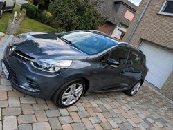 Grau Gebraucht 2020 Renault Clio GrandTour LIMITED Kombi | 8.500 € (Guter Preis)