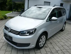 Silber Gebraucht 2013 VW Touran Comfortline Van / Kleinbus | 5.999 € (Superpreis)