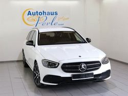 Weiß Gebraucht 2021 Mercedes E220 Avantgarde Limousine | 31.990 € (Fairer Preis)