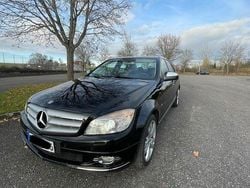 Schwarz Gebraucht 2008 Mercedes C350 Avantgarde Limousine | 15.490 €