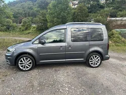 Grau Gebraucht 2017 VW Caddy Highline Van / Kleinbus | 14.499 € (Guter Preis)