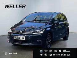 Grau Gebraucht 2021 VW Touran Highline Van / Kleinbus | 27.849 € (Fairer Preis)