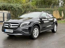 Schwarz Gebraucht 2016 Mercedes GLA200 Urban SUV | 17.500 € (Fairer Preis)