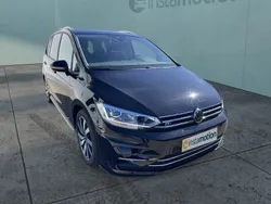 Schwarz Gebraucht 2024 VW Touran R-line Van / Kleinbus | 35.850 € (Guter Preis)