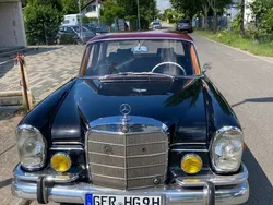 Schwarz Gebraucht 1961 Mercedes 220 Limousine | 15.461 €