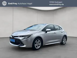 Platinsilber metallic Gebraucht 2019 Toyota Corolla Business Edition Limousine | 14.980 € (Fairer Preis)