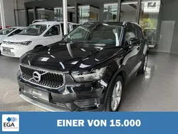 Metallic Gebraucht 2021 Volvo XC40 Momentum SUV | 29.380 € (Fairer Preis)