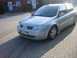 Silber Gebraucht 2003 Renault Mégane II Limousine | 3.999 €