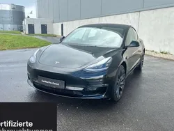 Schwarz Gebraucht 2022 Tesla Model 3 Performance Limousine | 35.900 € (Etwas zu teuer)