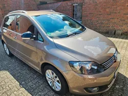 Braun Gebraucht 2011 VW Golf Plus Comfortline Van / Kleinbus | 13.000 € (Teuer)
