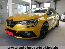 Siriusgelb Gebraucht 2023 Renault Mégane IV Bose Edition Limousine | 42.990 €