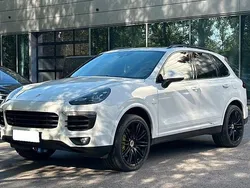 Weiß Gebraucht 2017 Porsche Cayenne S E-Hybrid SUV | 25.100 € (Guter Preis)