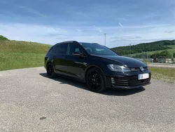 Schwarz Gebraucht 2015 VW Golf VII Family Van | 11.900 € (Fairer Preis)