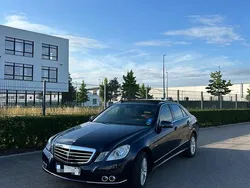 Blau Gebraucht 2010 Mercedes E350 Limousine | 16.500 € (Teuer)