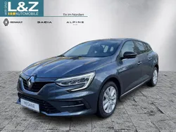 Grau Gebraucht 2024 Renault Mégane IV Equilibre Limousine | 26.980 € (Teuer)