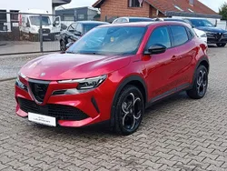 Rot Neu 2025 Alfa Romeo GT Junior SUV | 37.990 €