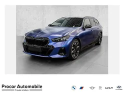 Blau Neu 2025 BMW i5 M Sport Limousine | 83.940 €