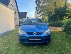 Blau Gebraucht 2004 VW Golf V Limousine | 2.500 € (Fairer Preis)