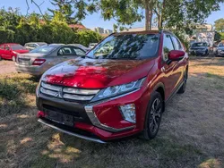 Dynamik rot Gebraucht 2020 Mitsubishi Eclipse Cross Diamant Edition SUV | 18.900 € (Fairer Preis)
