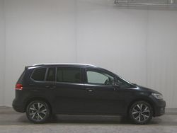 Schwarz Gebraucht 2022 VW Touran Active Van / Kleinbus | 20.680 € (Guter Preis)