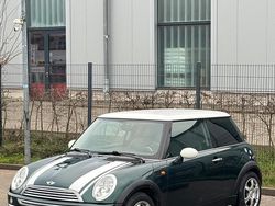 Grün Gebraucht 2002 Mini Cooper Kleinwagen | 1.550 €